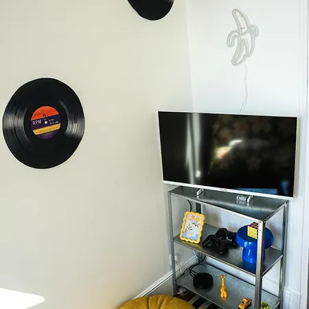 شقة Loft Colore - A 2 Pas Du Jardin Darcy