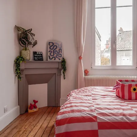 Loft Colore - A 2 Pas Du Jardin Darcy Apartman *