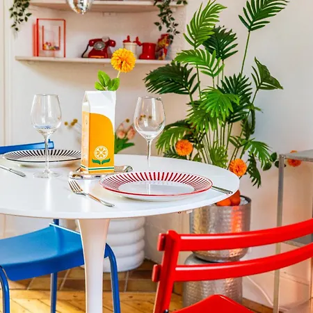 Appartement Loft Coloré - à 2 Pas Du Jardin Darcy Dijon