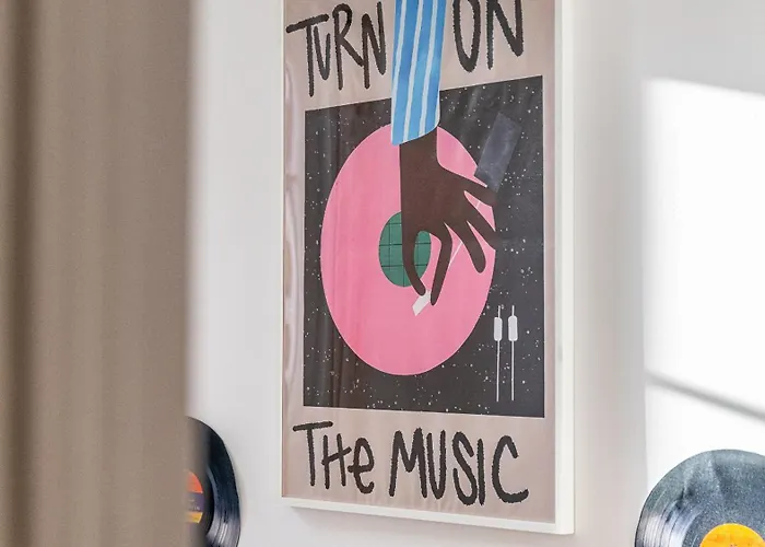 Loft Colore - A 2 Pas Du Jardin Darcy